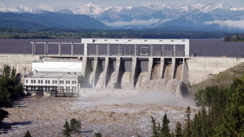 The province and TransAlta have reached a deal on using Ghost Reservoir as a flood mitigation tool.