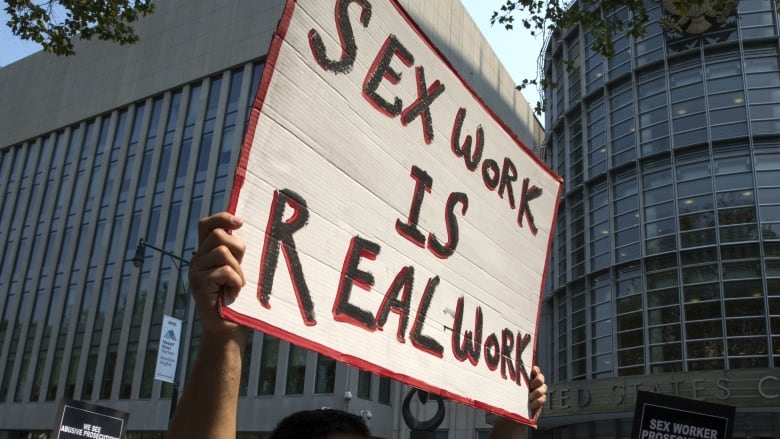 A former sex work successfully sued a client in small claims court, which advocates say could set a new precedent for sex work nationwide.