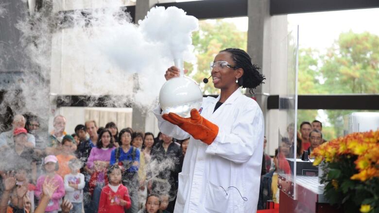 An audience watches a demonstration at the Ontario Science Centre.