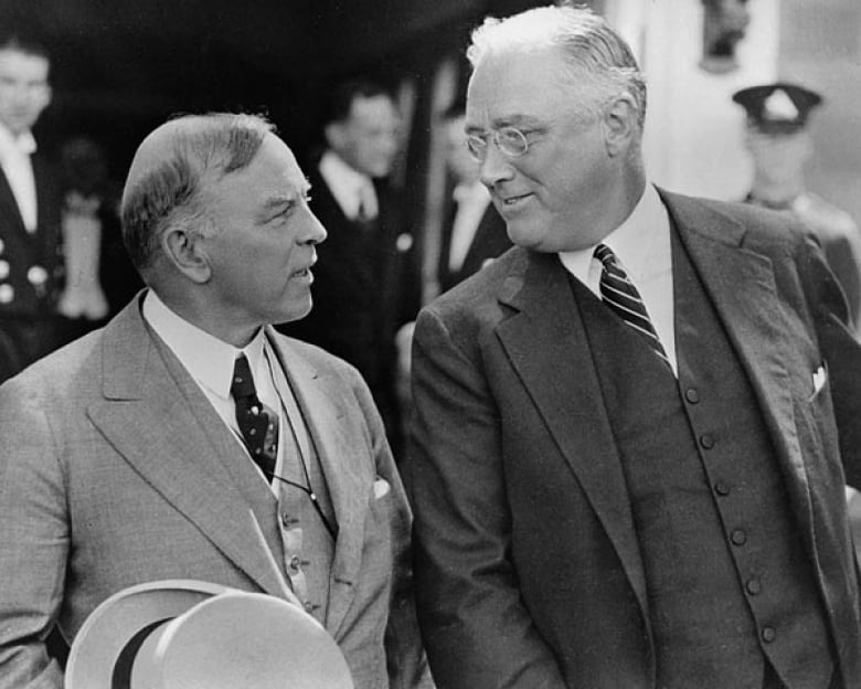 Rt. Hon. W.L. Mackenzie King and President Franklin D. Roosevelt speak on July 1936.