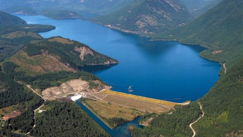 An aerial view of a dam.