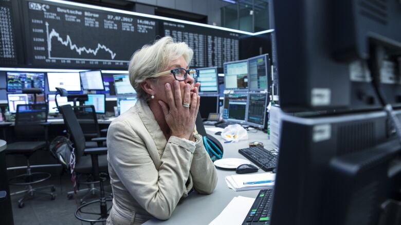 Nervous traders at the Frankfurt Stock Exchange