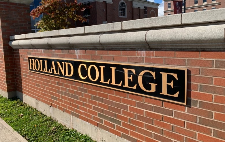 A sign for Holland College.