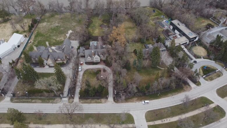 An aerial view of homes on a Winnipeg street.