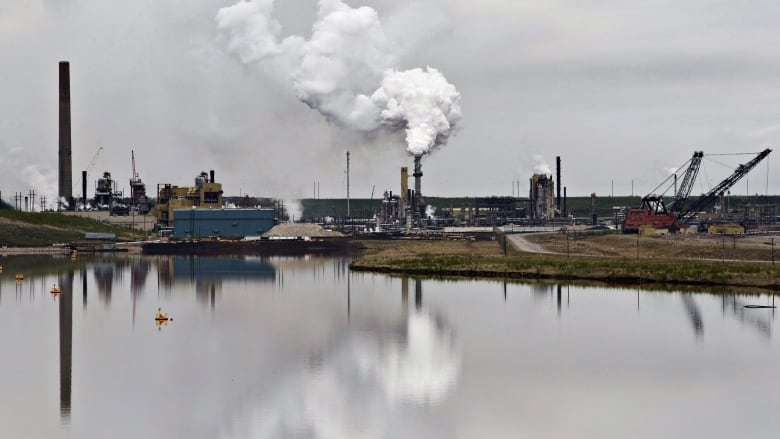 An aerial view of an oilsands facility.