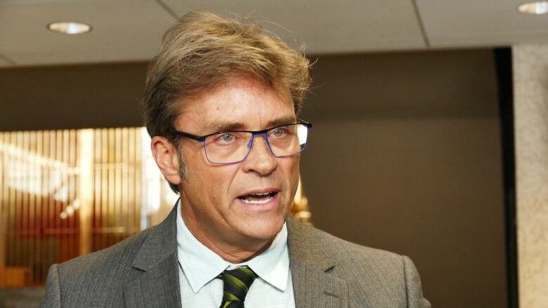 Progressive Conservative candidate Kevin Klein chastised the Liberals for suggesting his past work involvement with Peter Nygard makes him unfit to run for the Tories in the upcoming Kirkfield Park byelection.