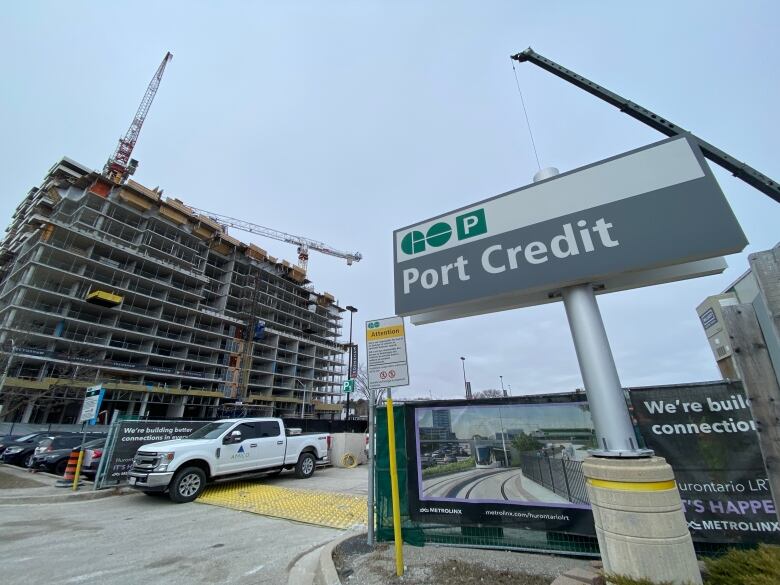 Port credit GO station