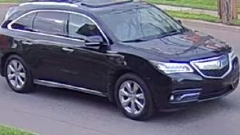 Police are asking the driver of this vehicle to reach out and speak about the disappearance of Summer Kneebone.