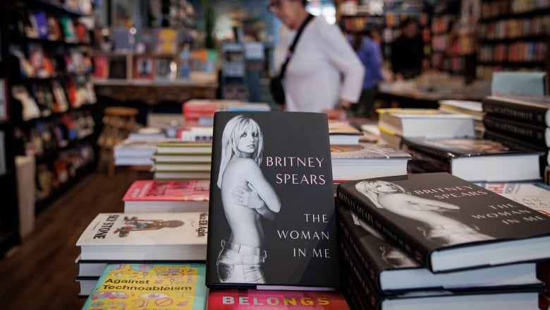 A book display is shown in a large bookstore.