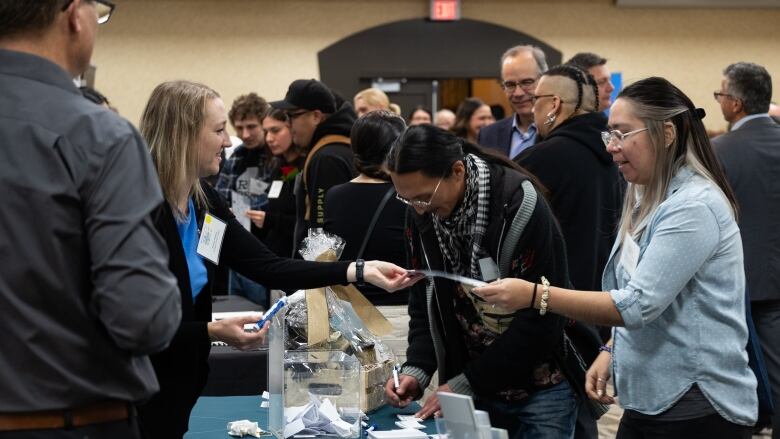 Indigenous students are meeting potential employers at the Business Council of Manitoba's Job fair and celebration.