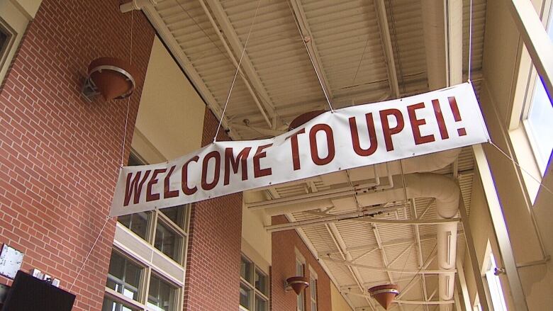 Banner that says Welcome to UPEI.