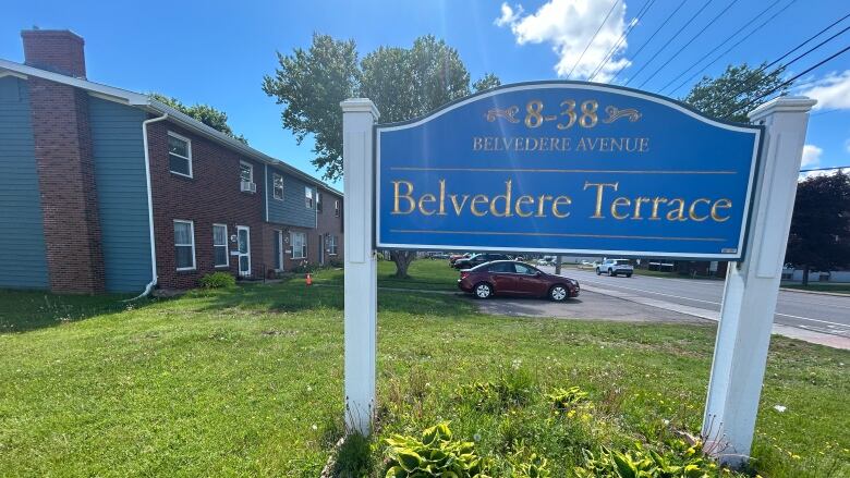 Blue sign that says Belvedere Terrace.