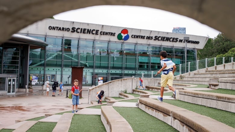 children outside the science centre