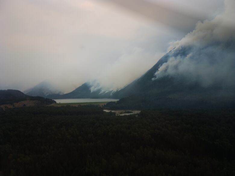 Kaslo Search and Rescue saved a group of four women who were hiking at Macbeth Icefield when a wildfire threatened their safety.