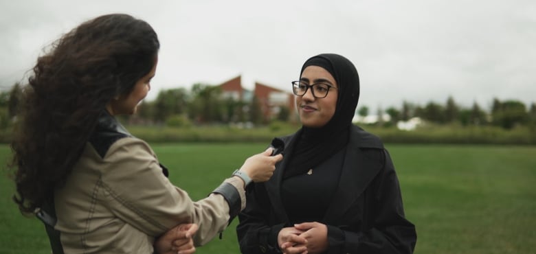 Minahil Fatima speaks to filmmaker Ayesha Mohsin about how cricket can positively impact women's lives in many ways.