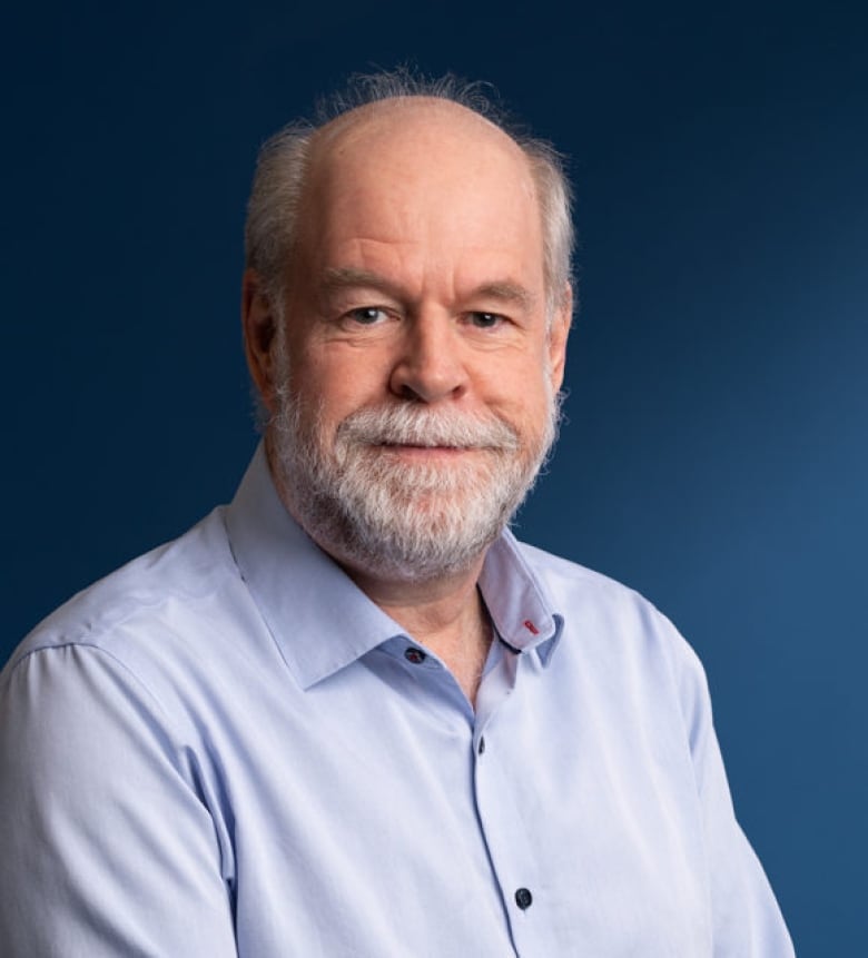 A portrait of researcher Alain Mailhot