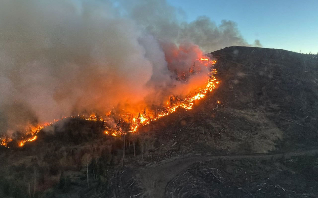 Alberta Power Companies Expand Wildfire Shutoff Program Across Bow Valley