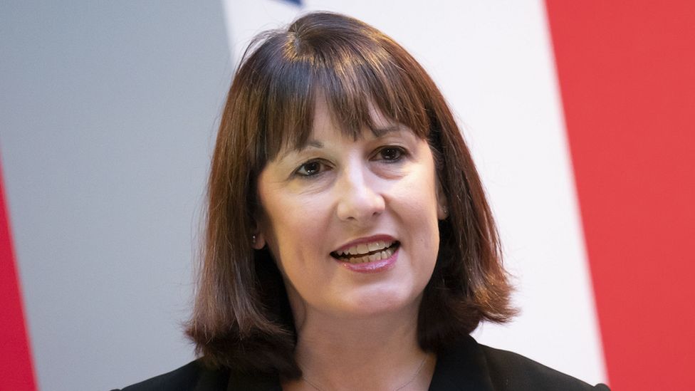 Britain's Chancellor Unveils Business Energy Relief Plan Amid Global Price Pressures
