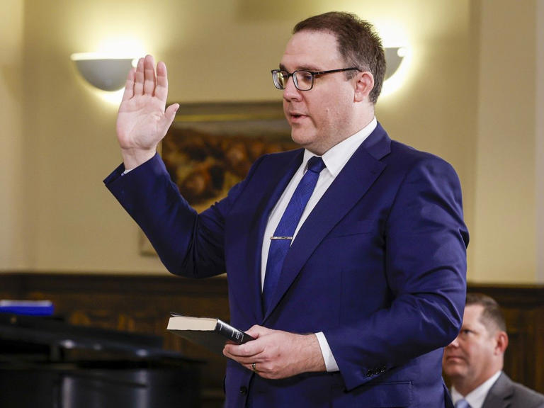 Major Alberta Cabinet Shuffle: Nixon Takes Finance as Smith Reshapes Government