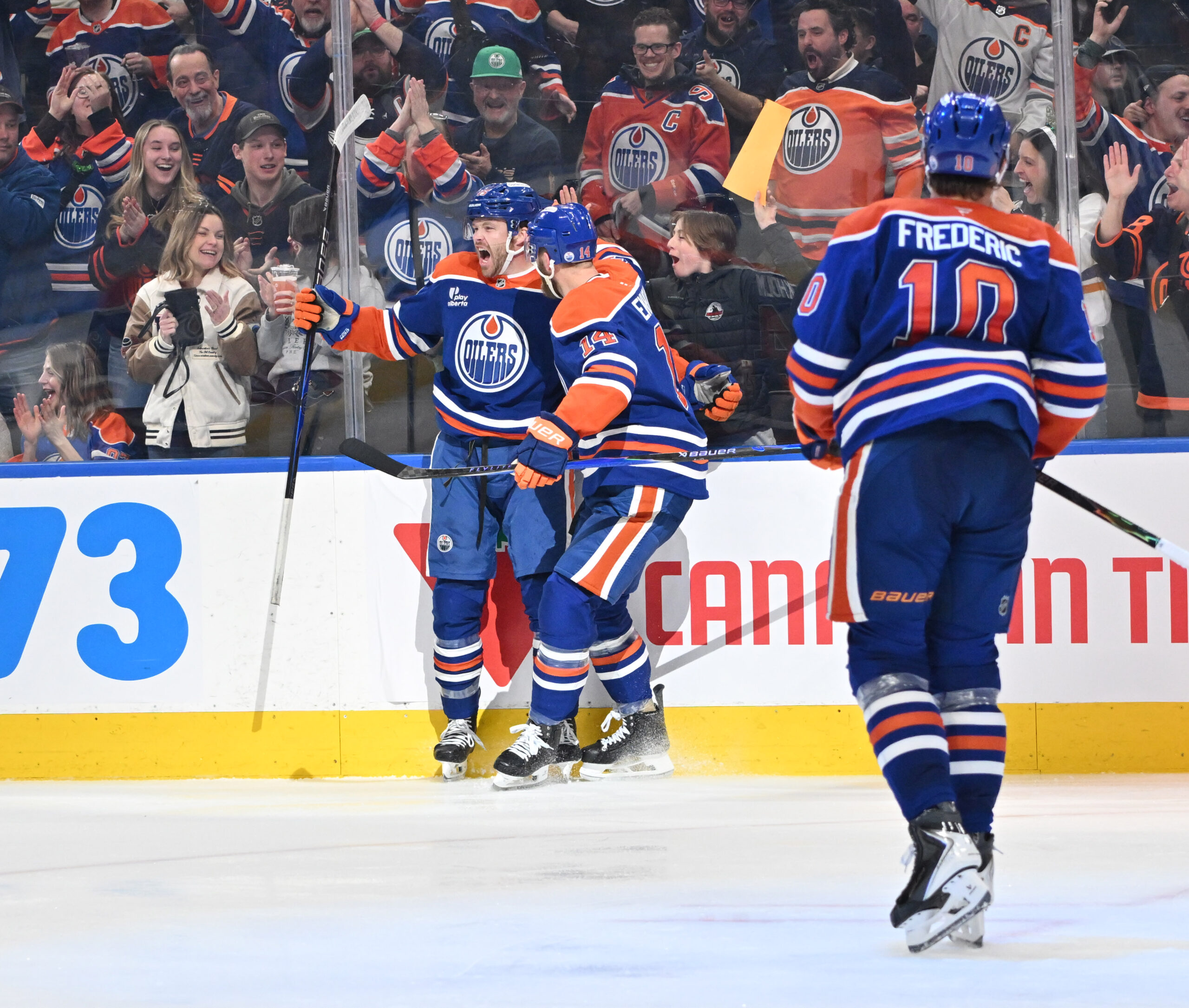 Max Jones Making a Compelling Case for Oilers' Fourth-Line Playoff Role