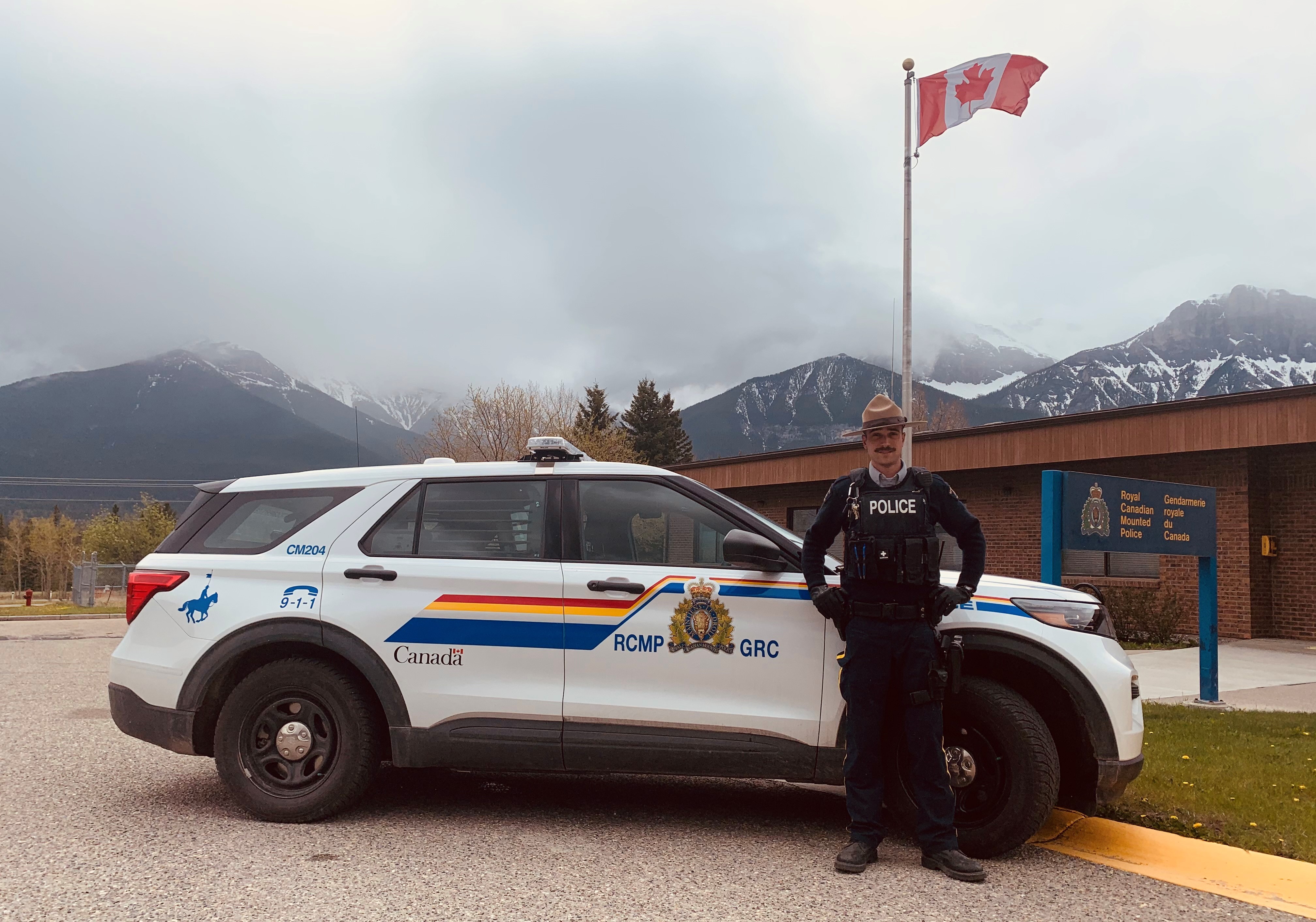 Teen Arrested After Threatening to Bring Gun to Northwestern Alberta School