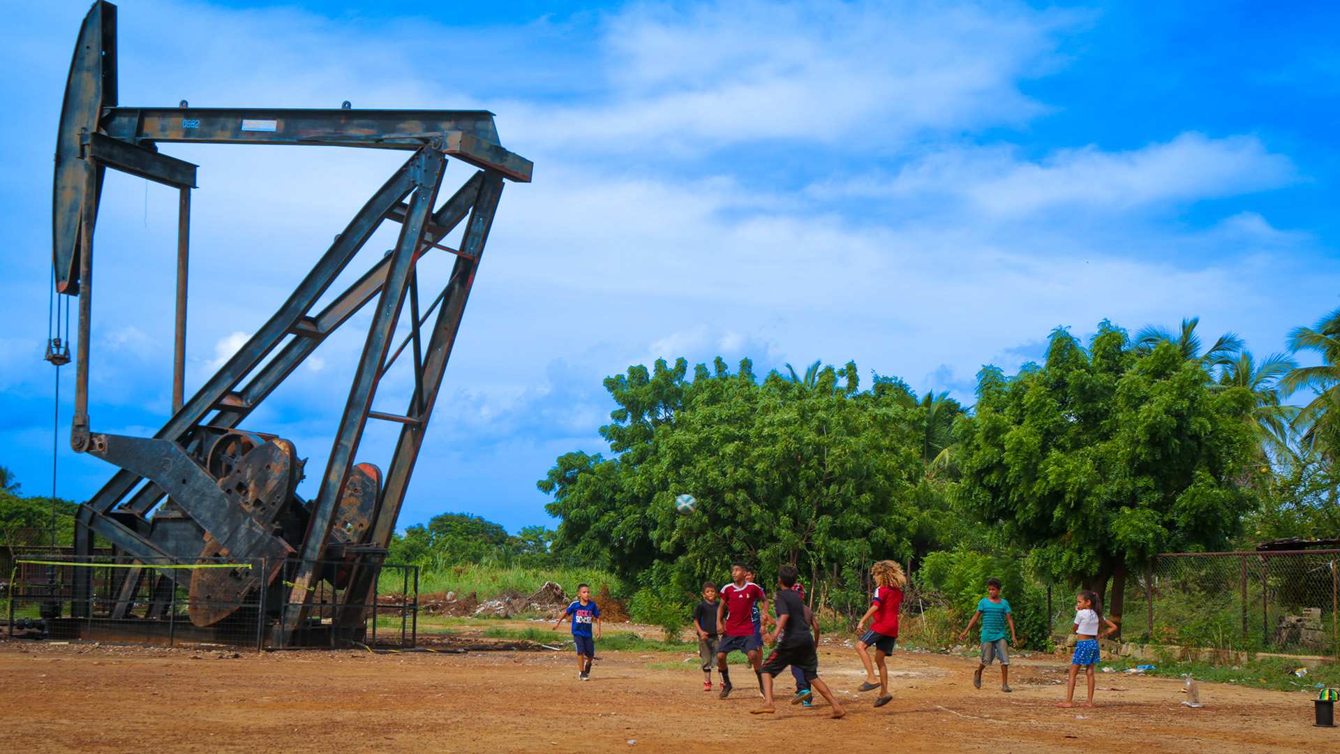 Trump Pushes U.S. Oil Giants Into Venezuela — But Industry Isn't Biting
