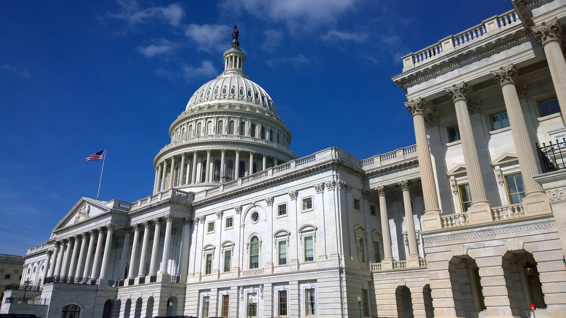 U.S. Congressional Funding Standoff Shows Signs of Possible Resolution